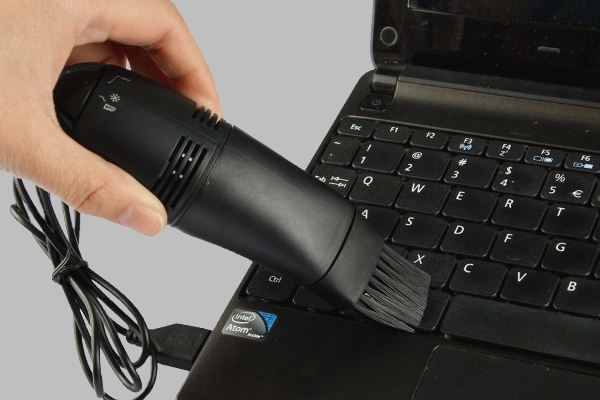 USB-пылесос для чистки клавиатуры